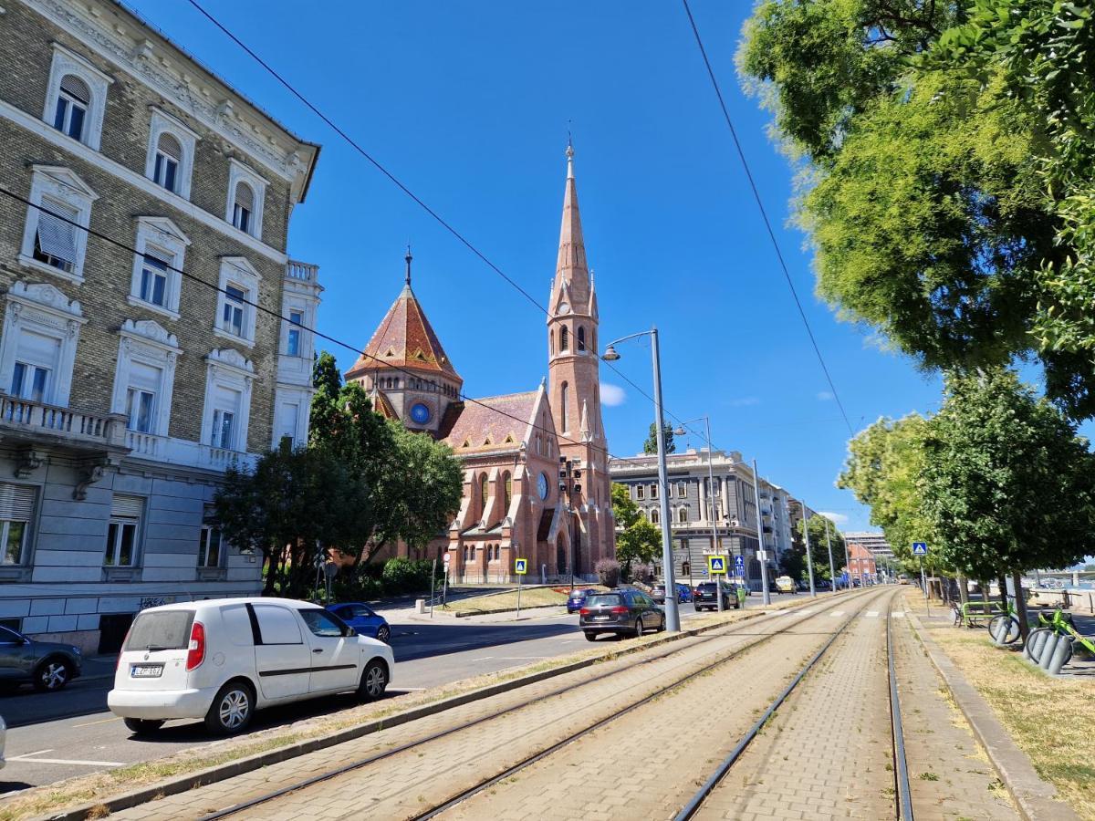 Halasz 2-Bedroom Apartment Near Castle, Free Public Parking Nearby Budapest Bagian luar foto